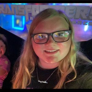 Meet your Posher, Makayla